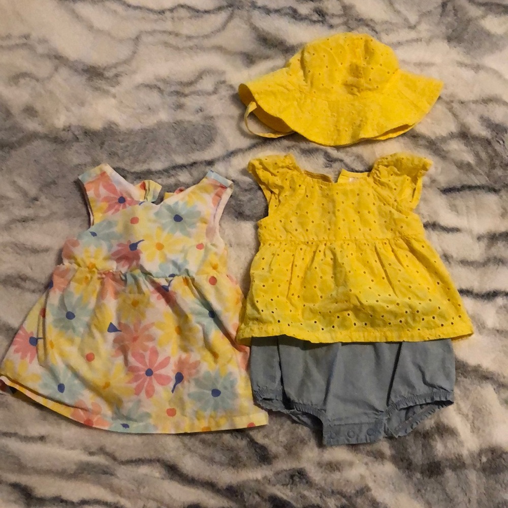 Babygirl dress & onesie set with hat